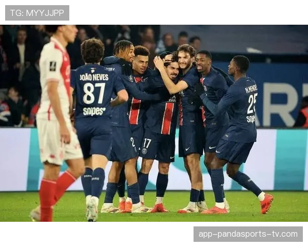 巴黎圣日耳曼年轻化阵容下稳定性承压，输出波动对争冠形势产生影响